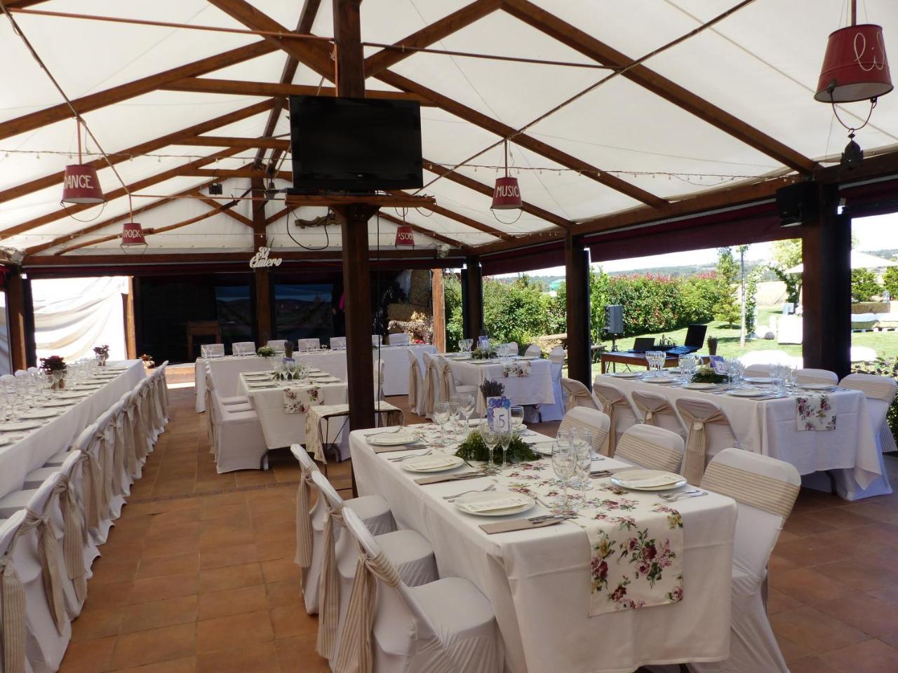 Hotel Albergue Bioclimatico Sabinares Del Arlanza Puentedura Exterior photo